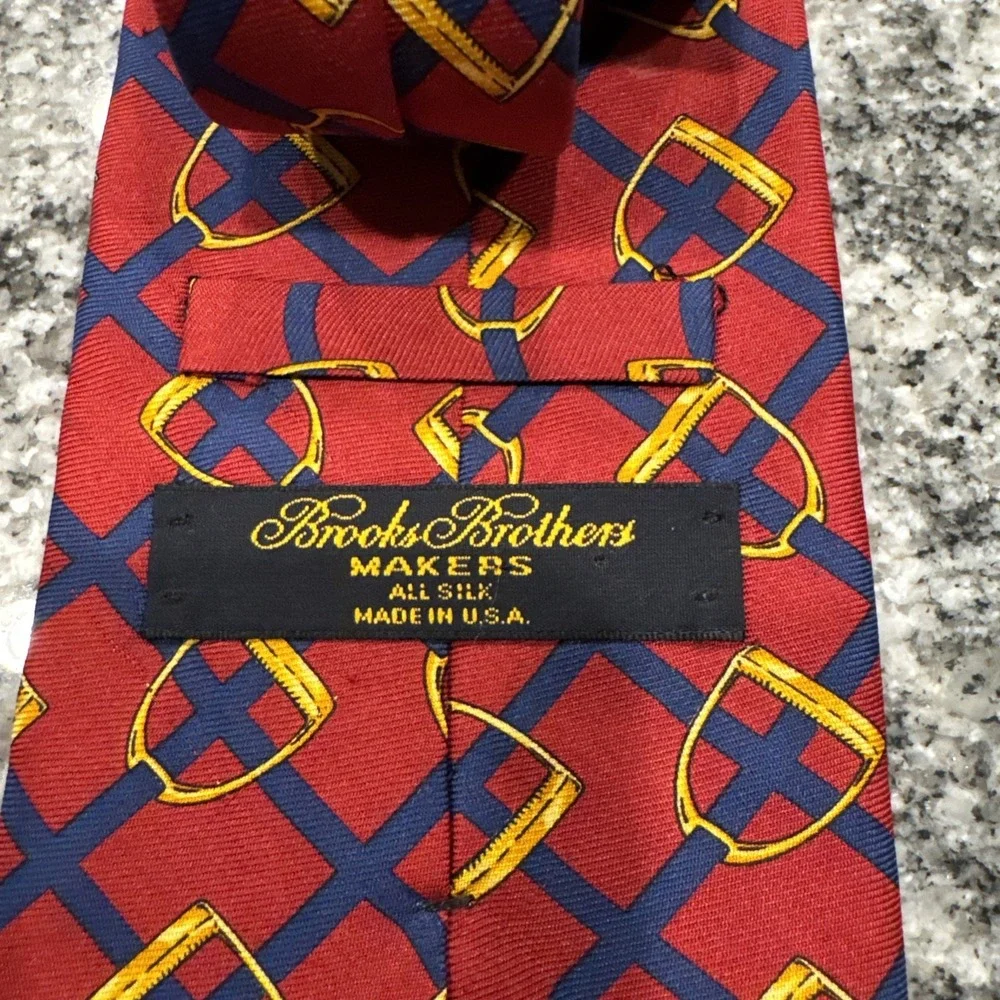 Vtg Brooks Brothers Makers Silk Tie Red Navy Blue‎ French Horns Handmade In USA
